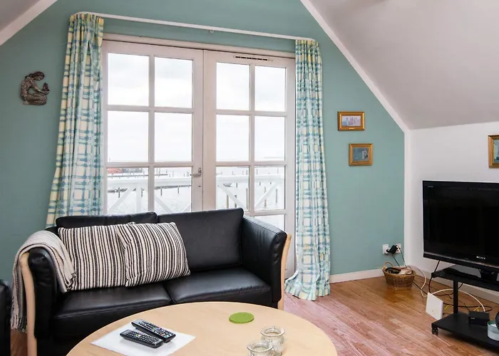 Seaside Serenity At Marina-by Traum *